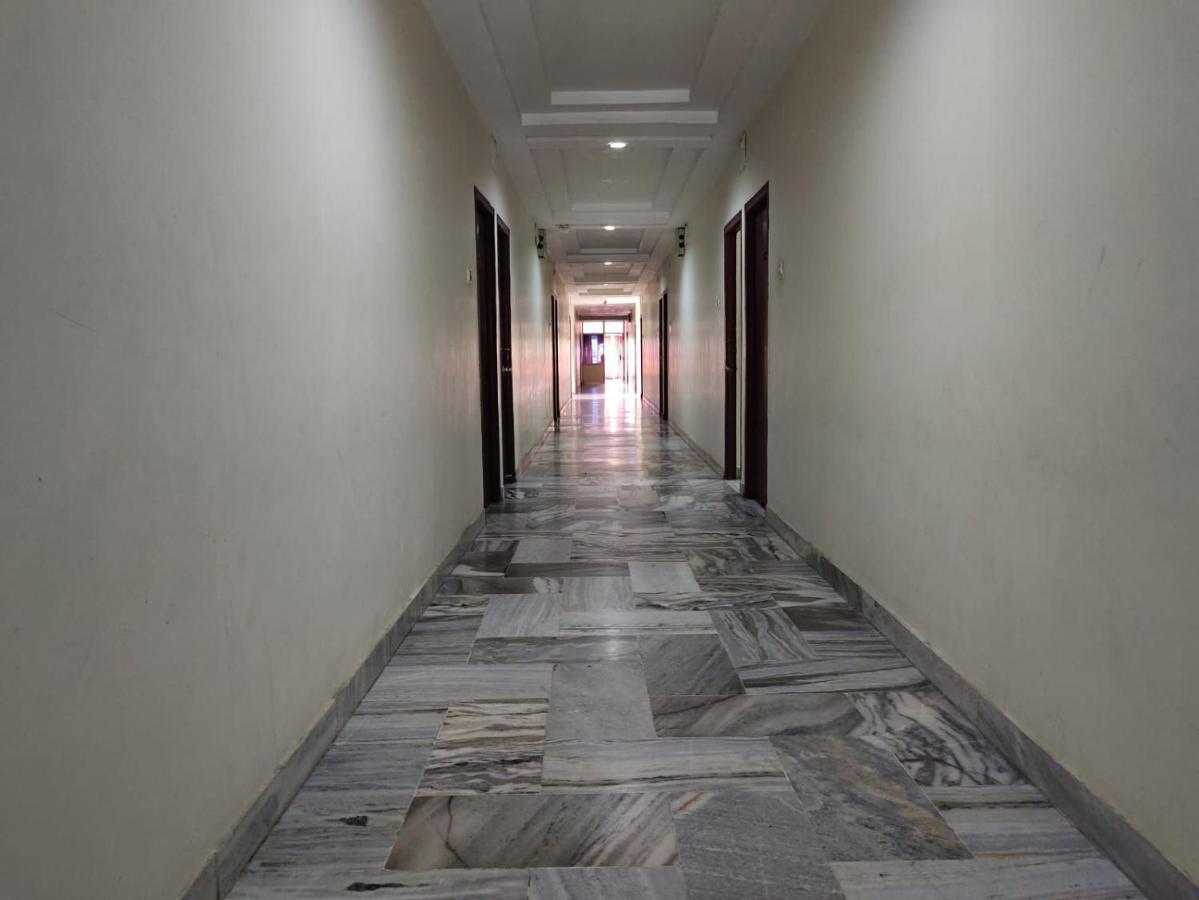 טוטיקורין Hotel Geetha International מראה חיצוני תמונה