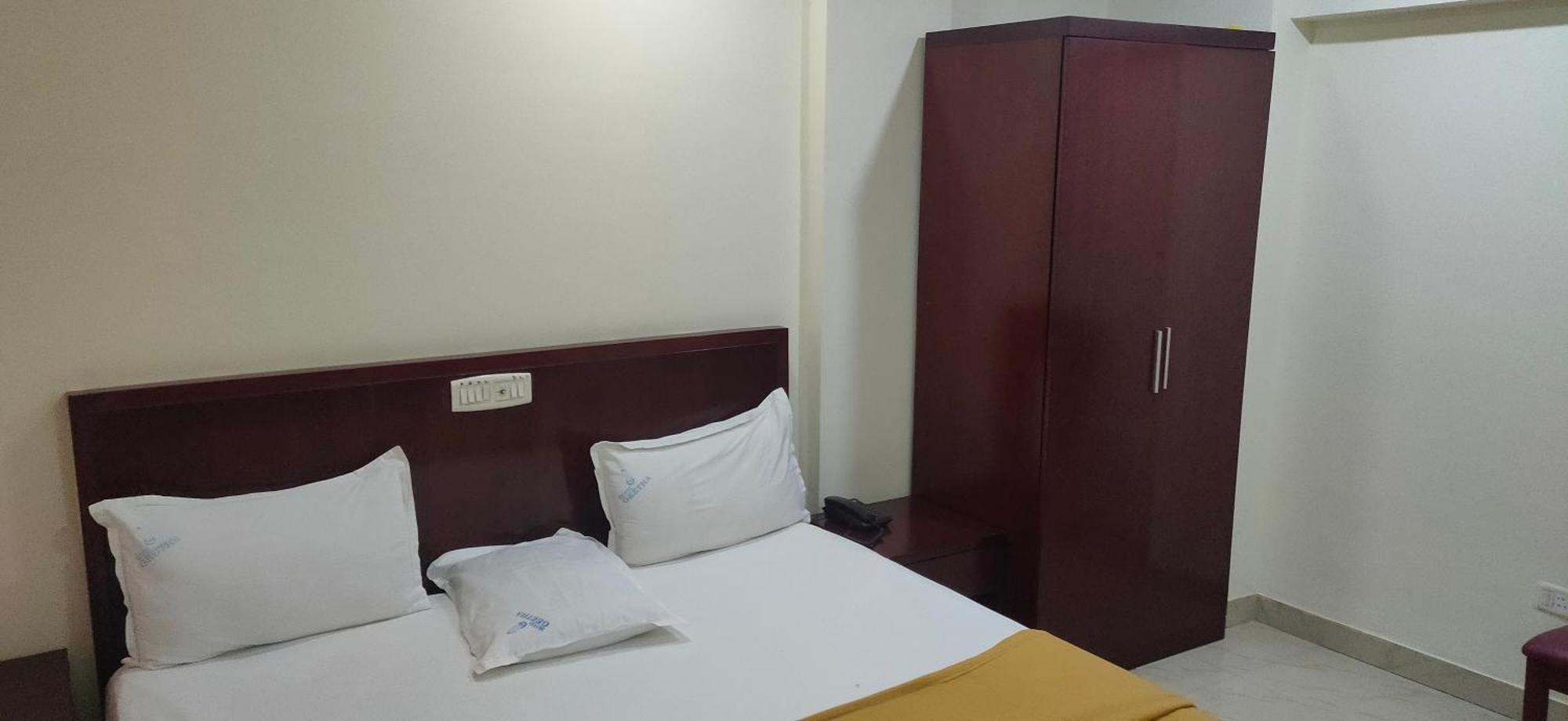 טוטיקורין Hotel Geetha International מראה חיצוני תמונה