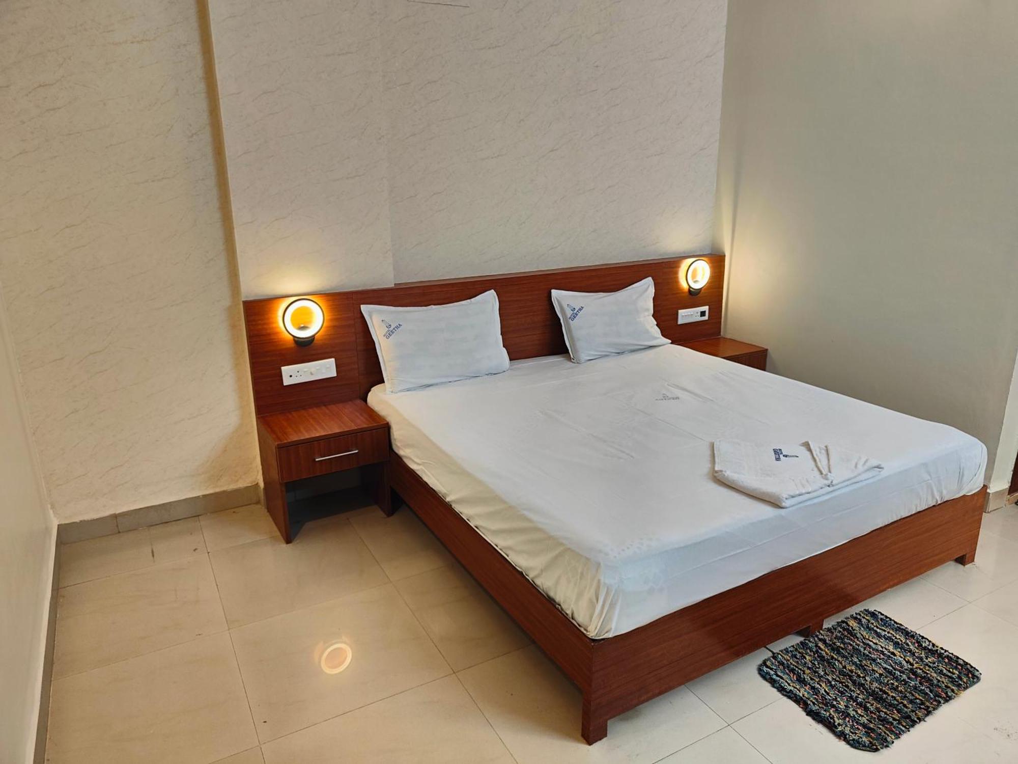 טוטיקורין Hotel Geetha International מראה חיצוני תמונה
