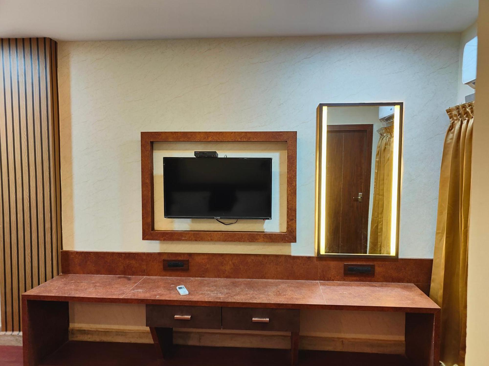 טוטיקורין Hotel Geetha International מראה חיצוני תמונה
